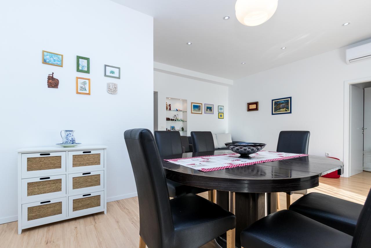 Meriko Apartment