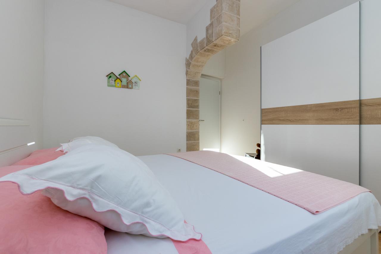 Meriko Apartment
