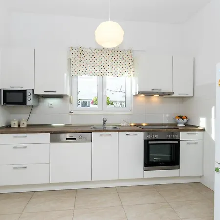 Apartmani Meriko Kastela Exterior photo
